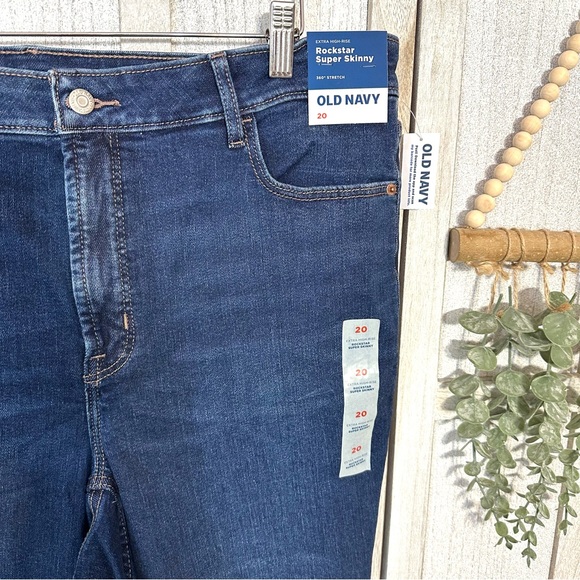 Old Navy Extra High Rise Super Skinny Jeans Rockstar 20 Dark Wash Stretch NWT - Picture 4 of 7